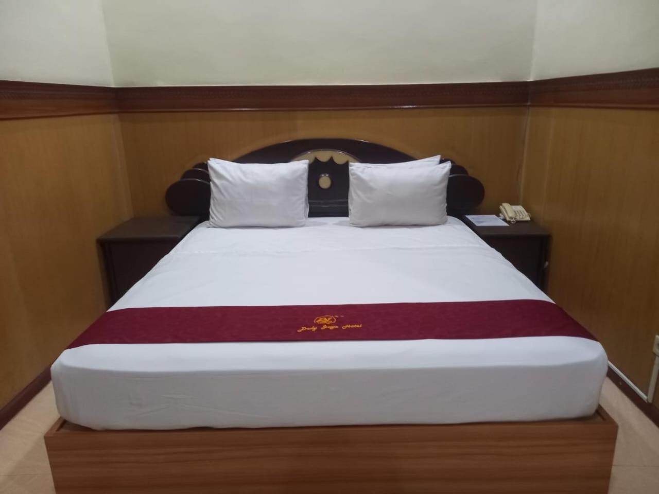 Urbanview Hotel Dedy Jaya Brebes Exterior foto